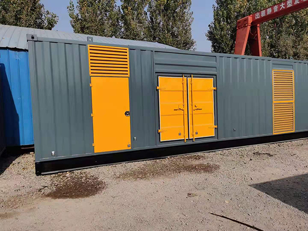 自贡300kw 柴油发电机组用多大的空气开关？