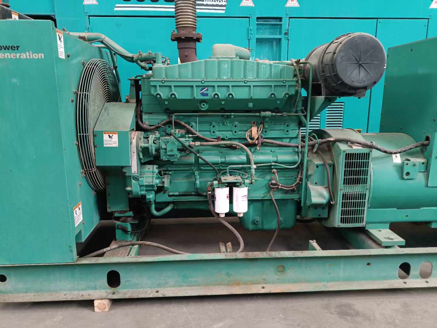 自贡过载会对 600kW 柴油发电机组造成哪些损害？